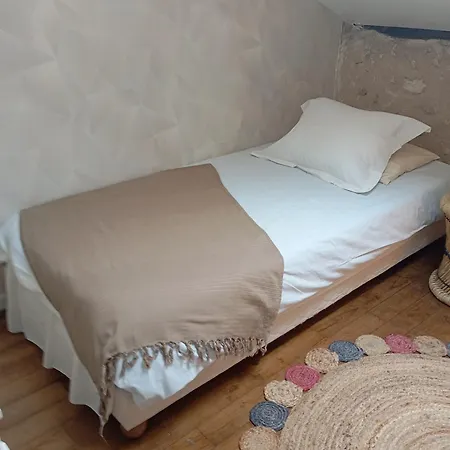 La Chaise * Saint-Aquilin