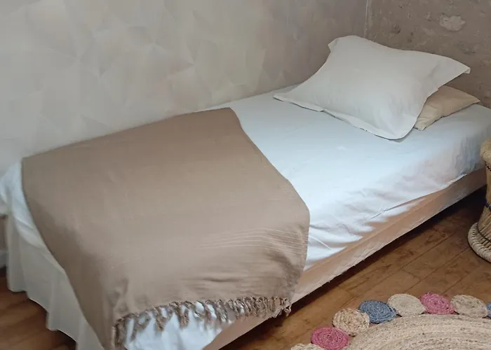 La Chaise * Saint-Aquilin